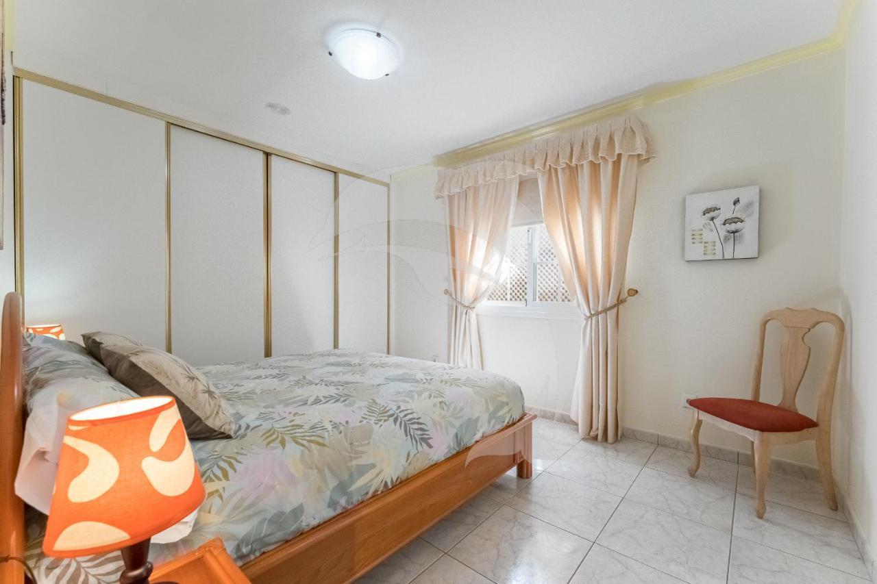 Apartamentos Los Delfines El Médano Exteriör bild
